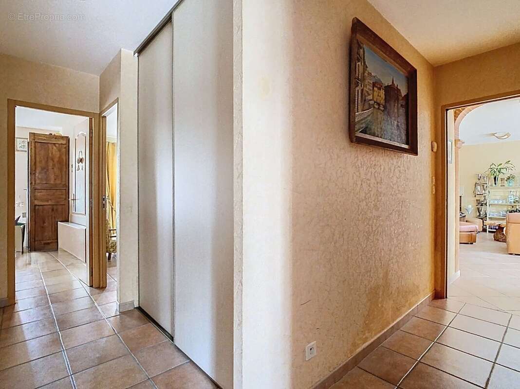 Belle Villa T5 avec piscine - photo 6