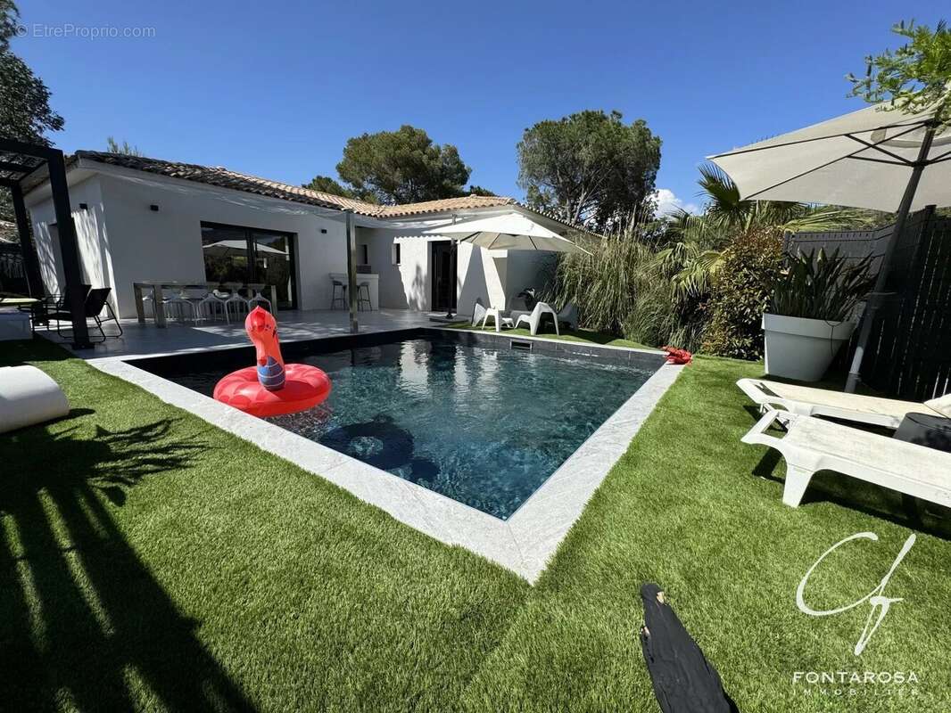 Maison à PUGET-SUR-ARGENS