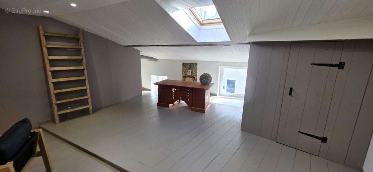 Maison à SAUZET