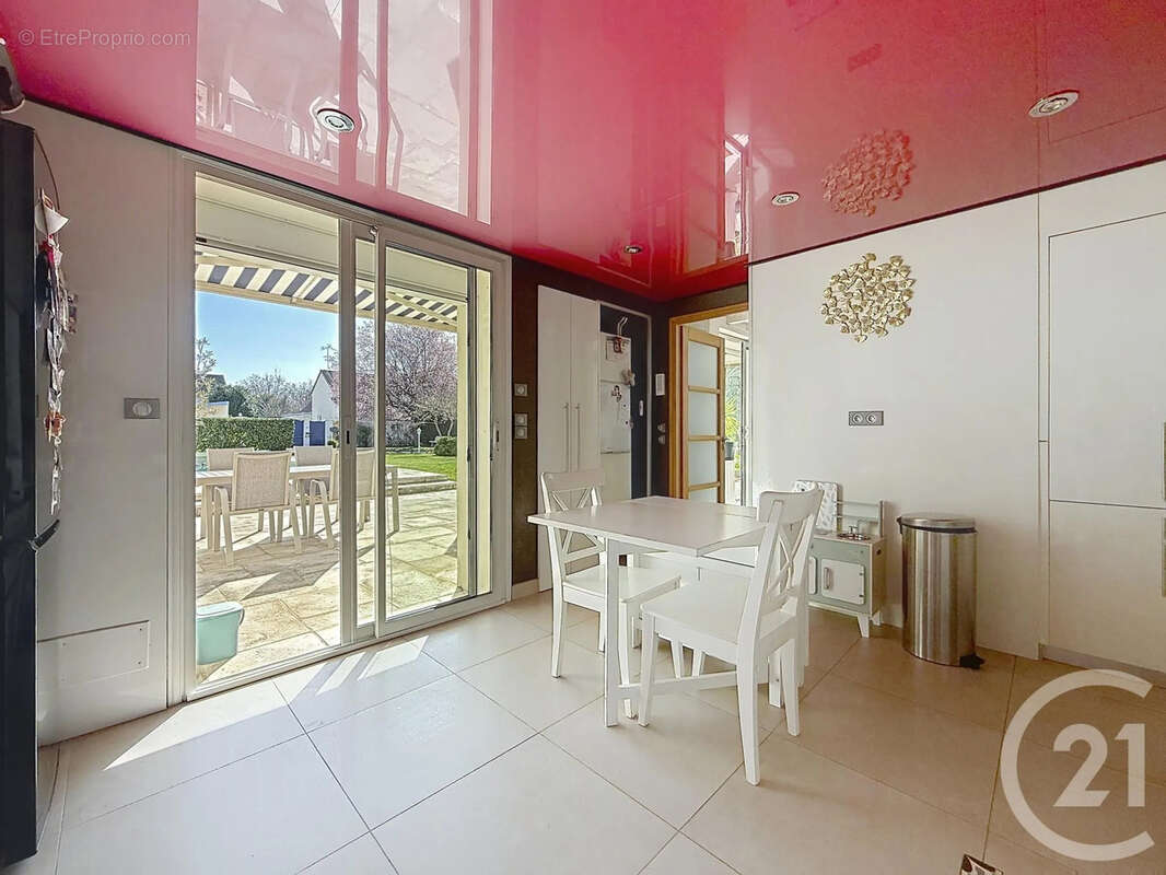 Maison à SAINT-ANDRE-LES-VERGERS