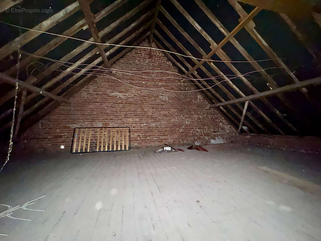 Maison à CAMBLAIN-CHATELAIN