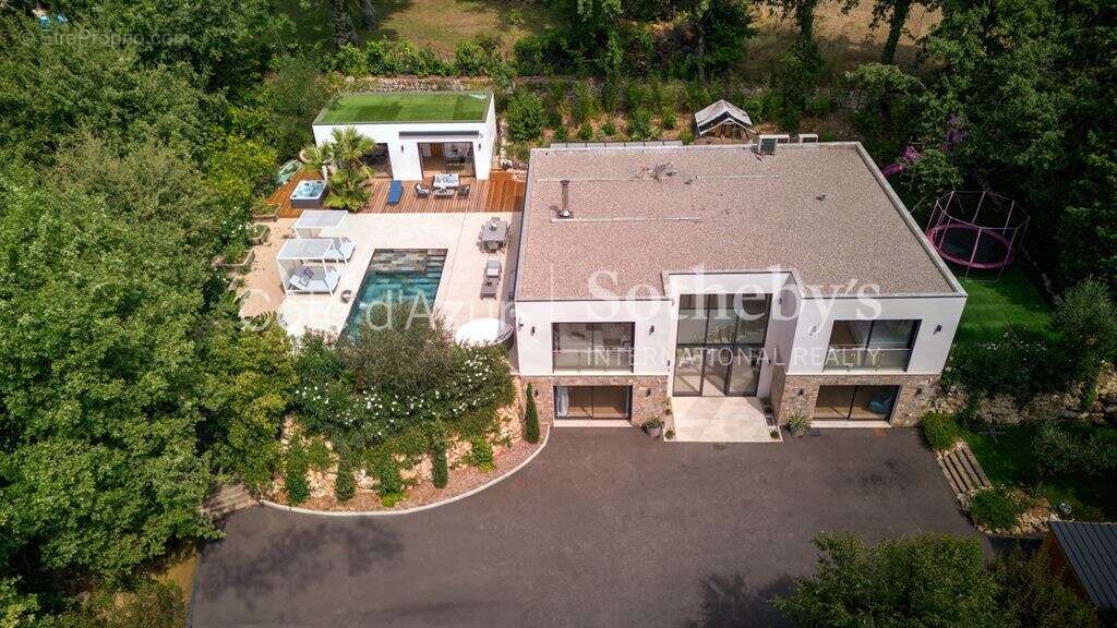 Villa contemporaine de prestige avec piscine près de Valbonne - photo 3