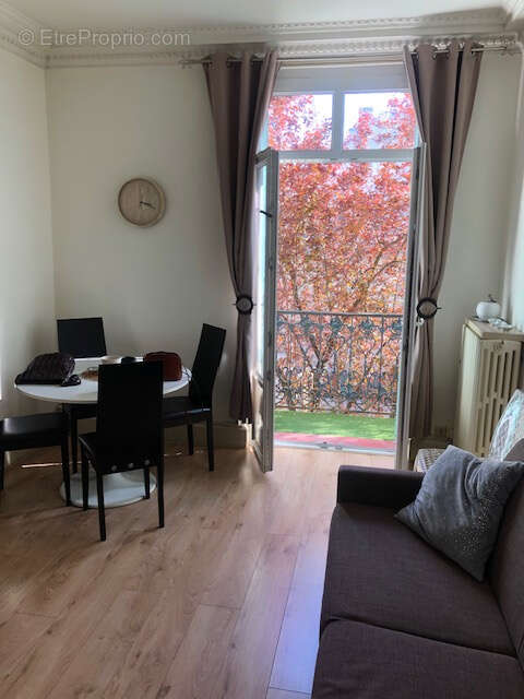 Appartement meublé Loué proche école Kiné - photo 2