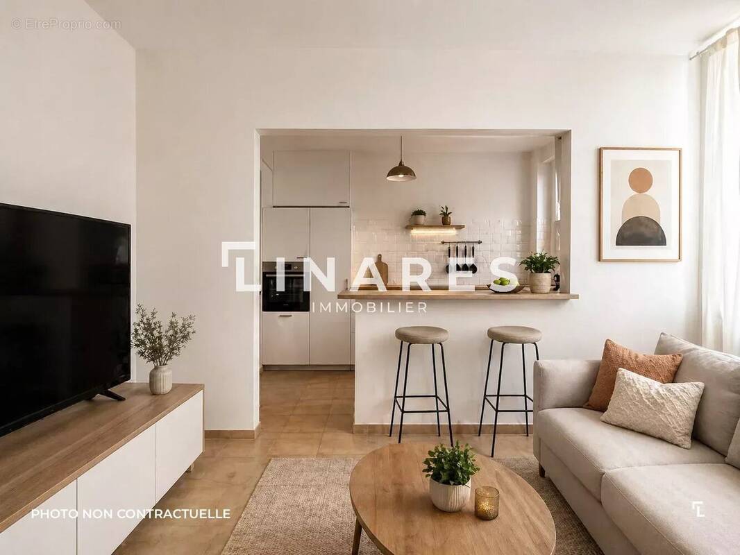 Appartement à MARSEILLE-1E