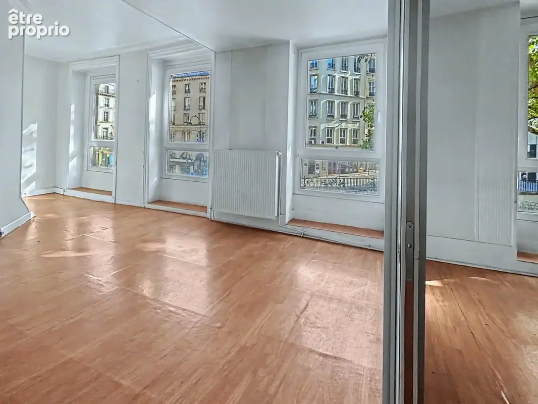 Commerce 185 m² à vendre à Paris-10e (75010) - photo 3