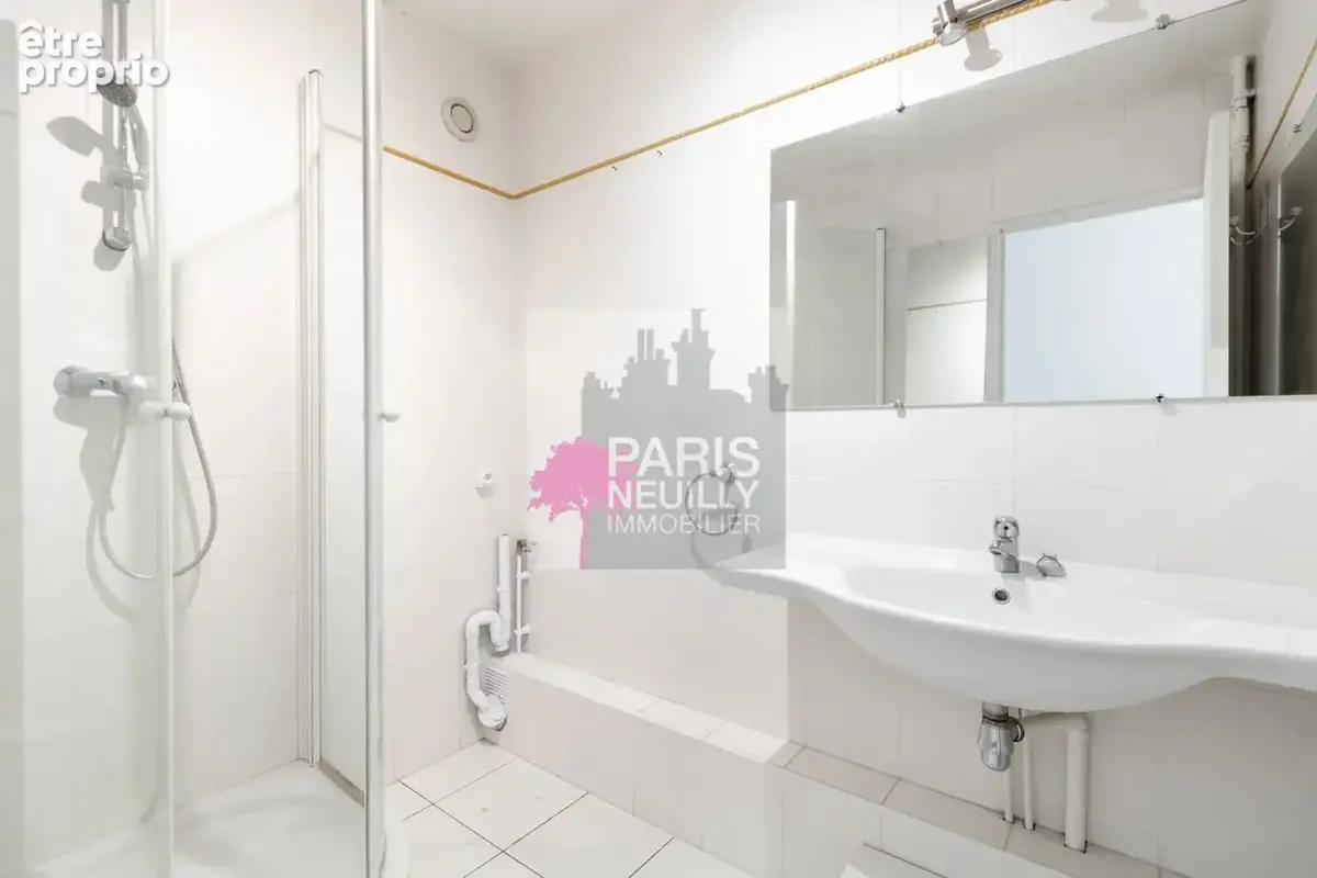Mairie de courbevoie - 4 pieces  avec large balcon, cave et possibilite  parking - photo 12