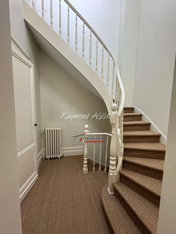 Maison à SAINTE-FOY-LA-GRANDE