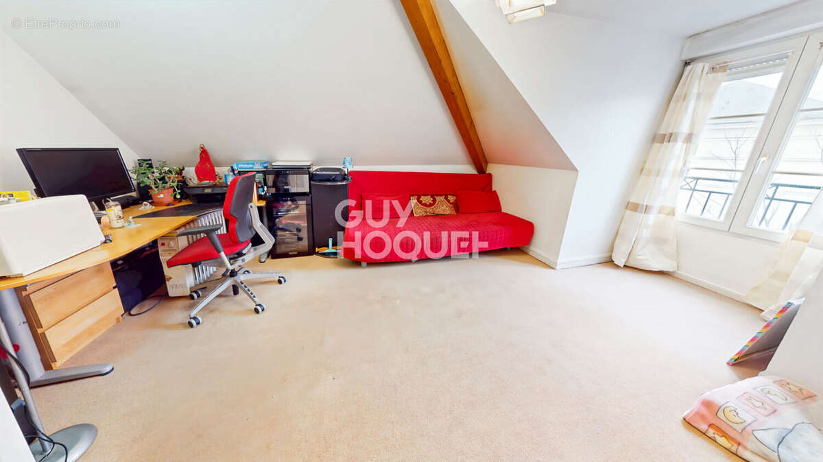 Maison à BAILLY-ROMAINVILLIERS