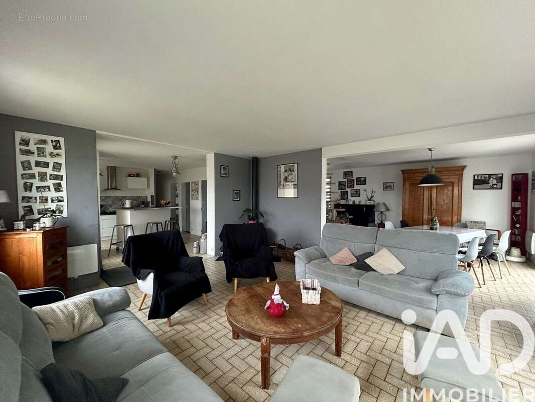 Photo 4 - Maison à VARENNES-SUR-LOIRE