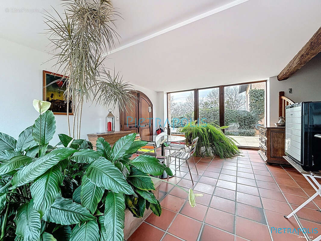 Maison à CHATILLON-SUR-CHALARONNE