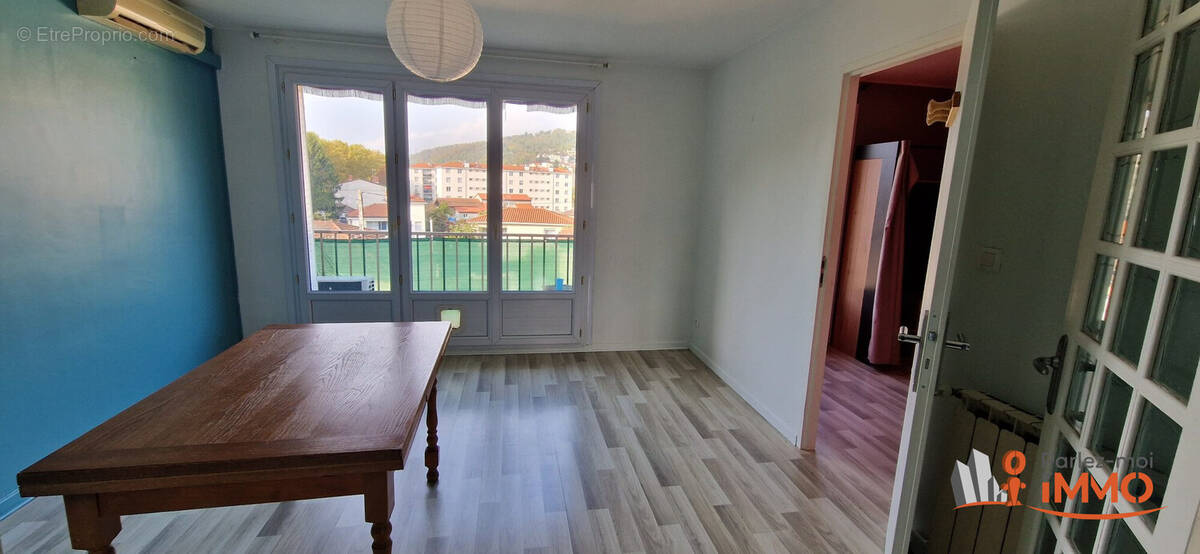 Appartement à GIVORS