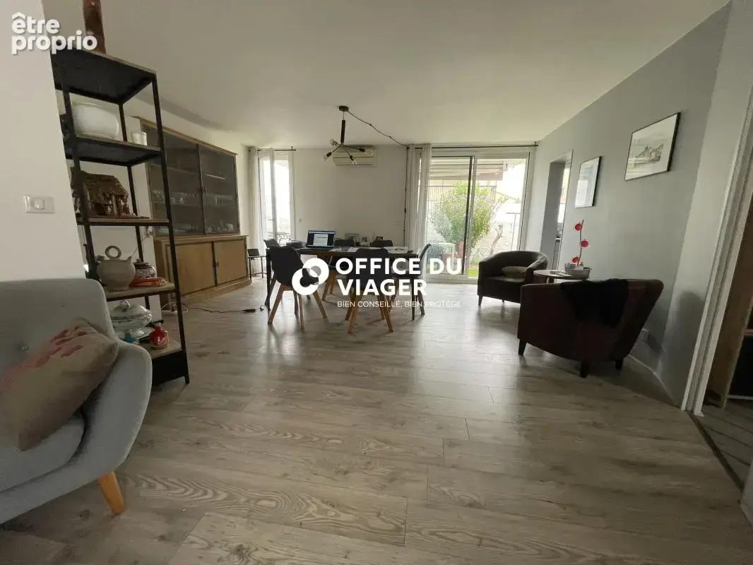 Maison - 5 pièces - 107,27 m² - photo 3