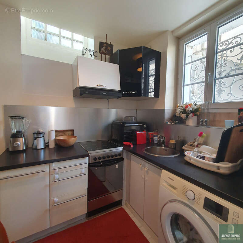 Appartement de trois pièces en cœur de ville - photo 4