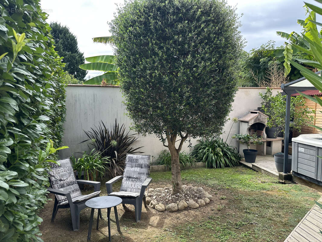 Maison à LE PASSAGE