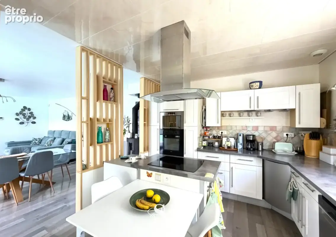 Sur les hauteurs de saint-caprais-de-lerm   maison familiale avec vue - piscine et logement independant - photo 10