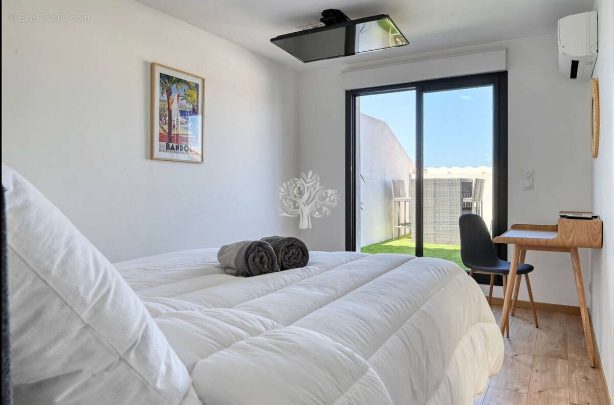 Appartement à SANARY-SUR-MER