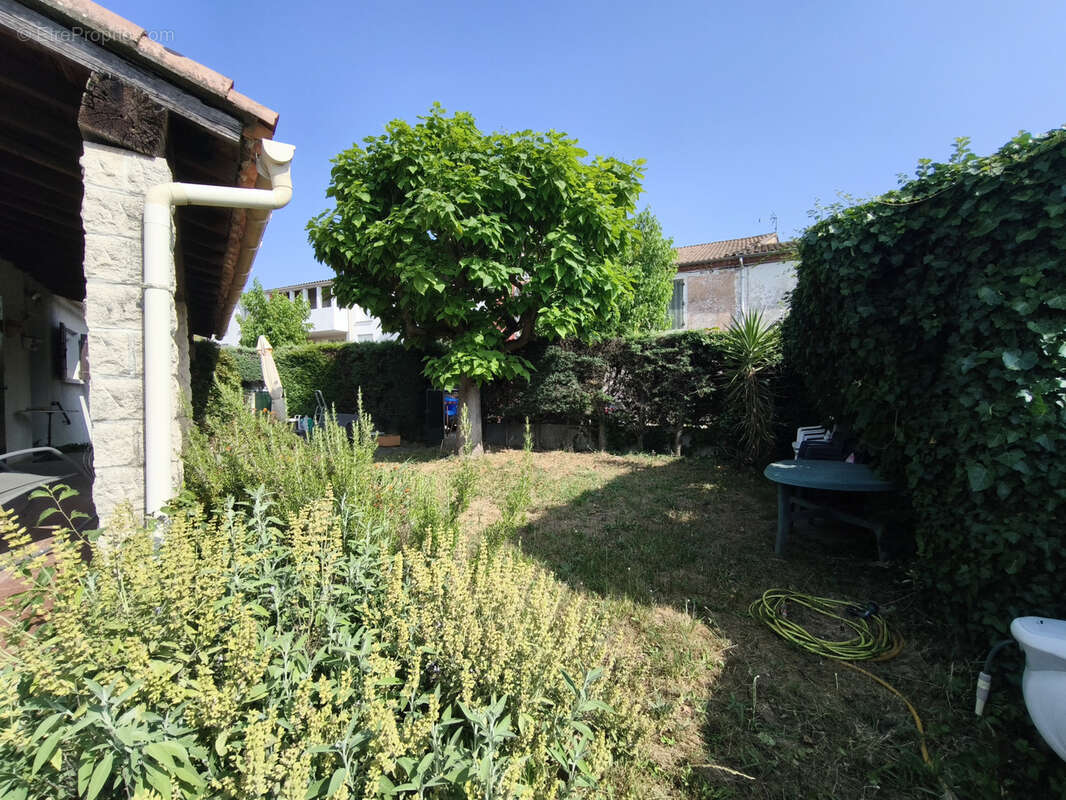 Maison à BOUILLARGUES