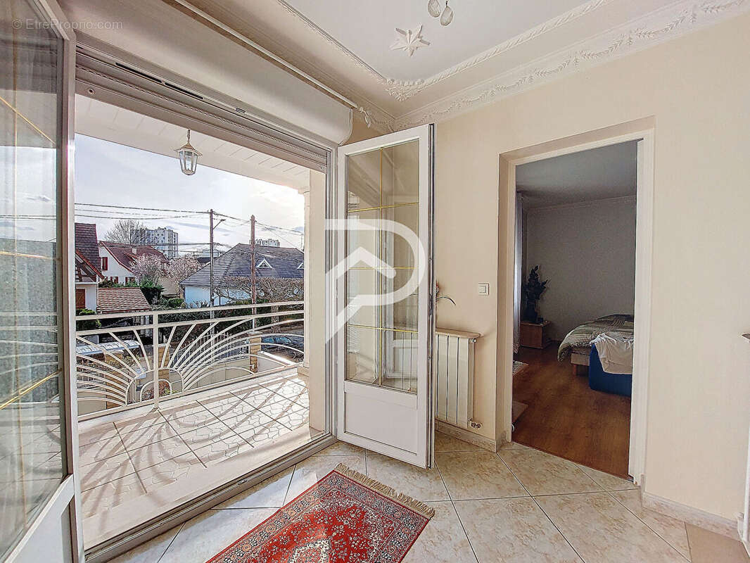 Maison à GOURNAY-SUR-MARNE