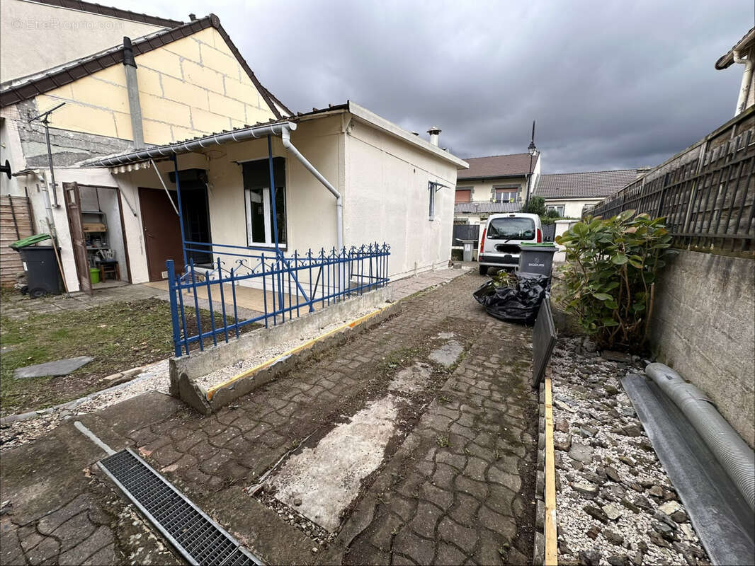 Maison à GARGES-LES-GONESSE