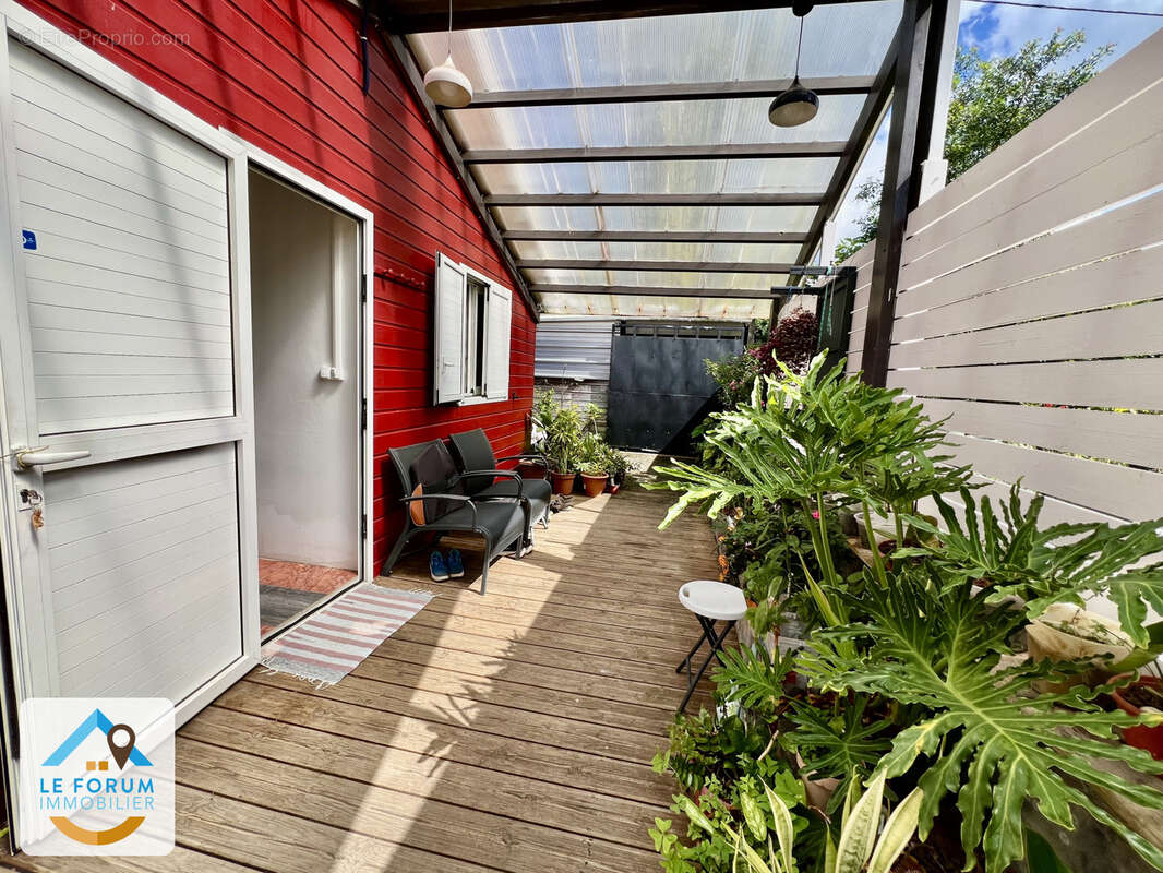 Saint joseph 97480 - maison t6 - beaux volumes - cadre verdoyant - photo 11
