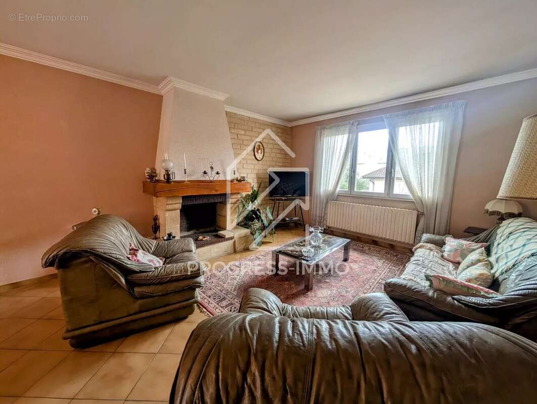 Maison à ORMESSON-SUR-MARNE