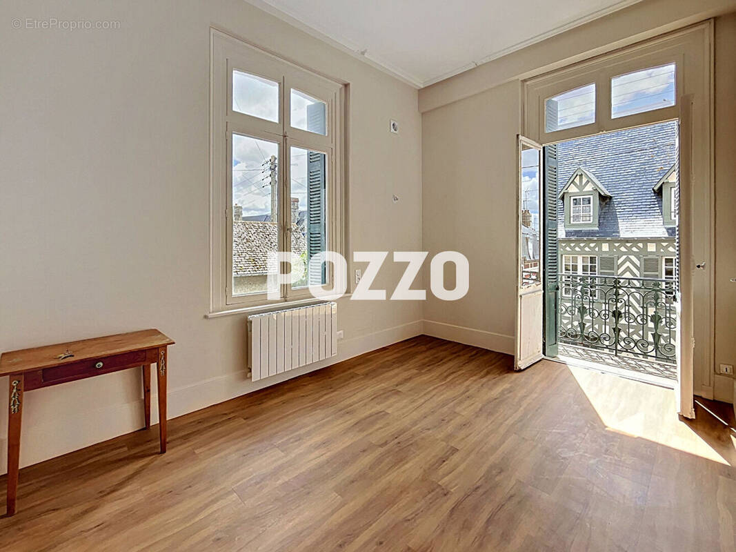 Appartement à TROUVILLE-SUR-MER
