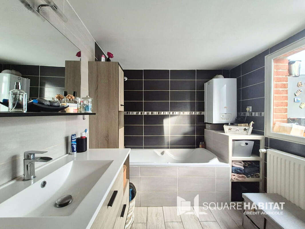 Maison à HELLEMMES-LILLE