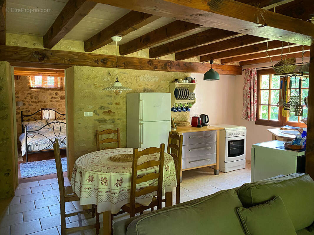 Maison à LES EYZIES-DE-TAYAC-SIREUIL