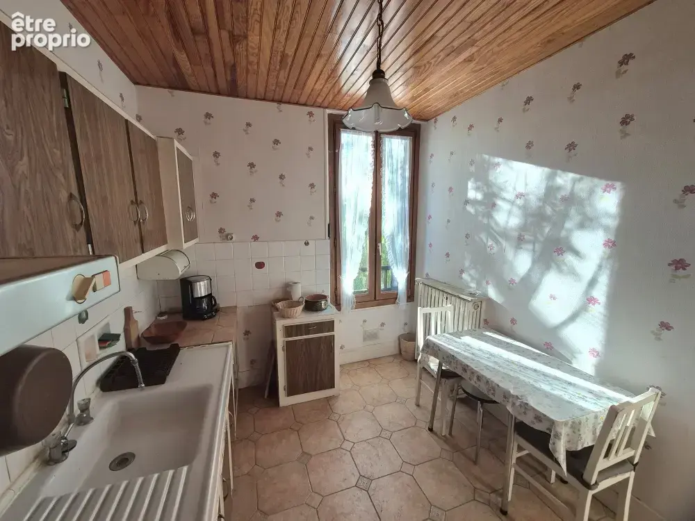 Orgerus tout a pied  maison sur 1185 m2 constructibles - photo 7