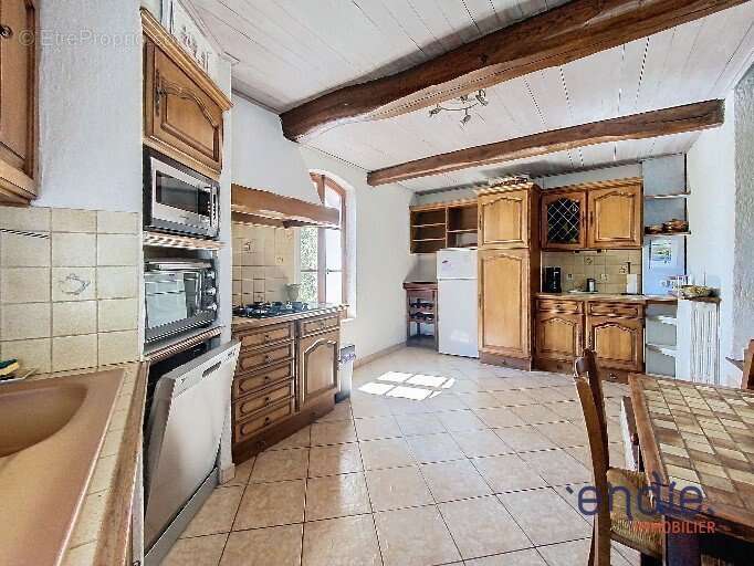 Maison à VILLECROZE