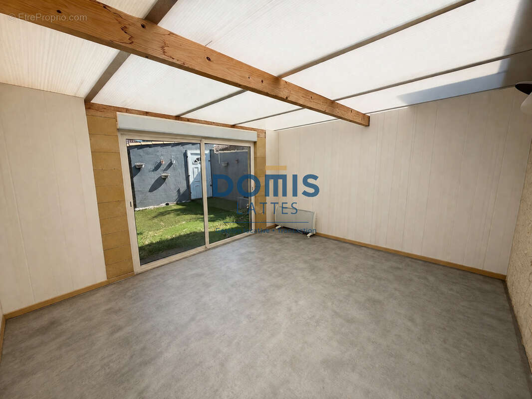 Maison de village avec extérieur et garage   cœur de Pérols - photo 2
