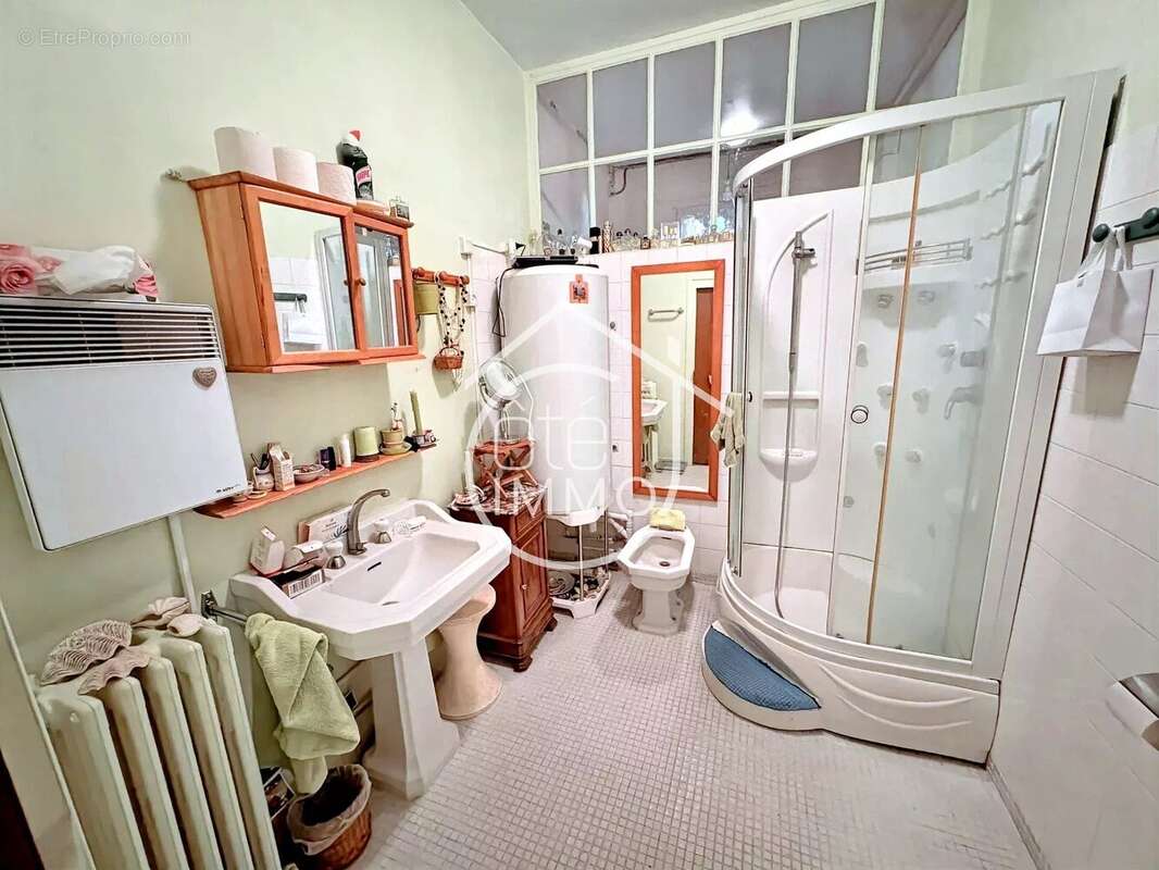 BERGERAC : Manoir atypique 17 pièces de 570m² avec dépendances - photo 9