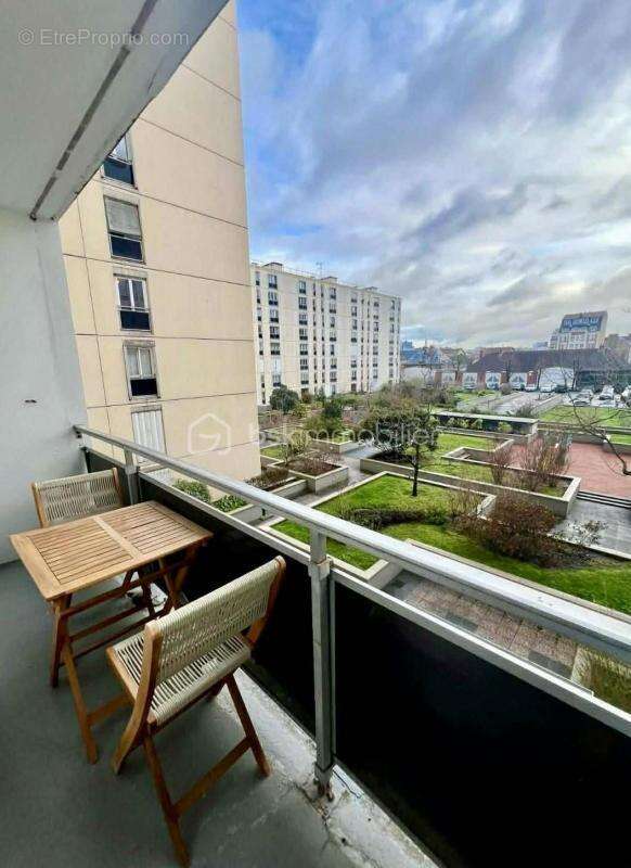 Appartement à ASNIERES-SUR-SEINE