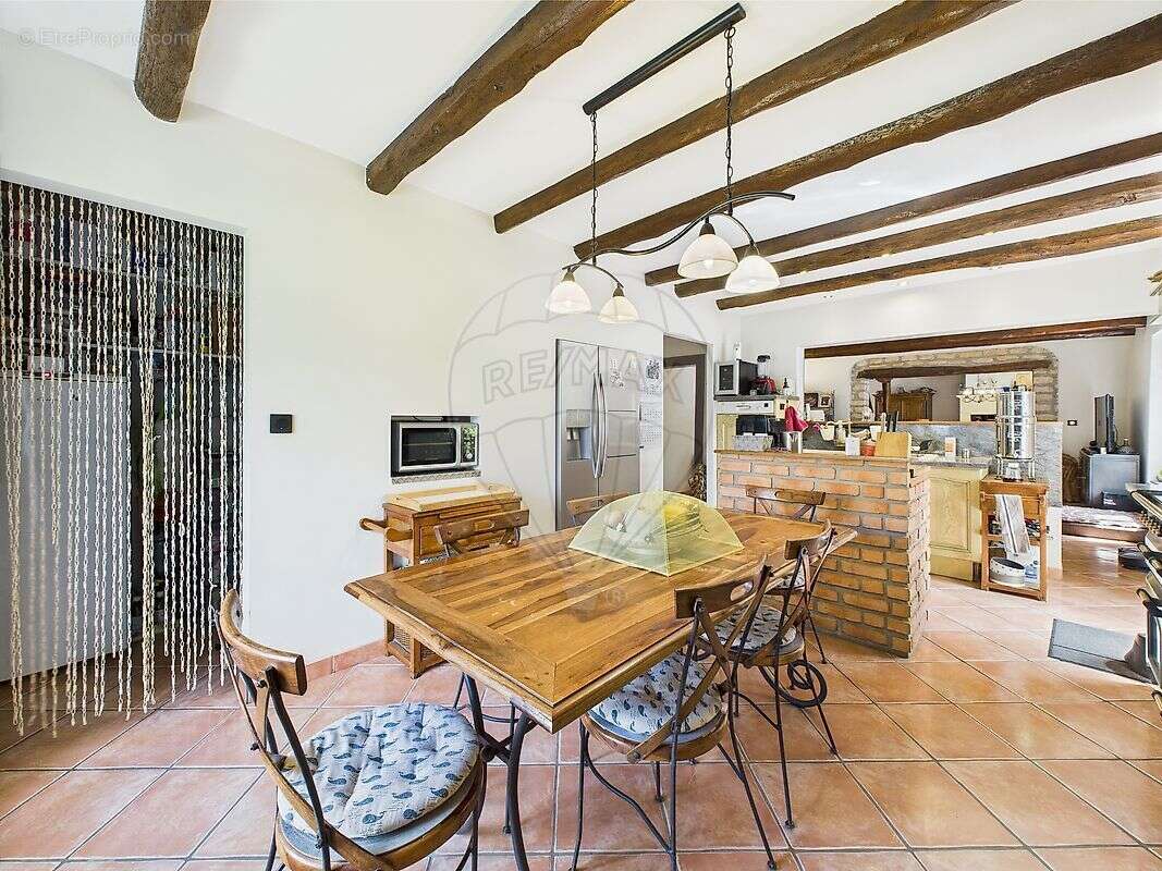 Maison à MAIRY-MAINVILLE