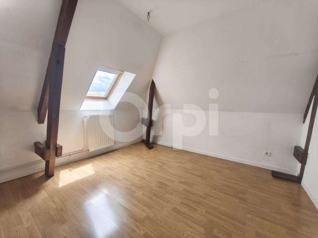Appartement à MARGNY-LES-COMPIEGNE
