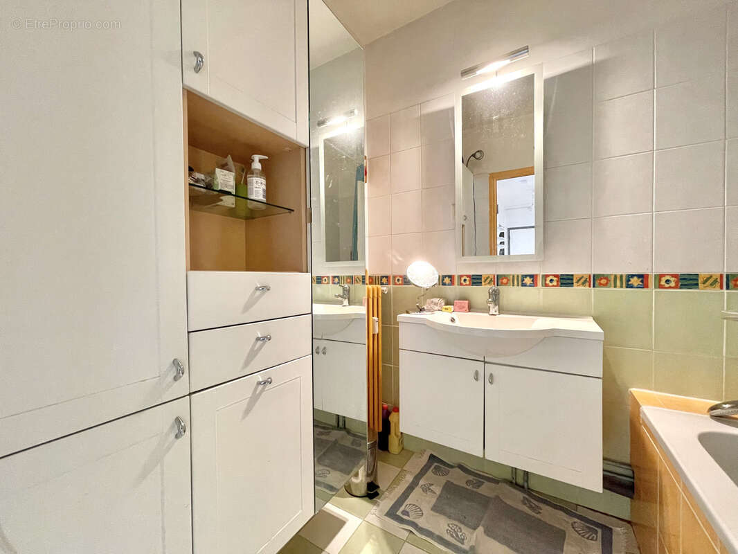 Appartement à HEROUVILLE-SAINT-CLAIR