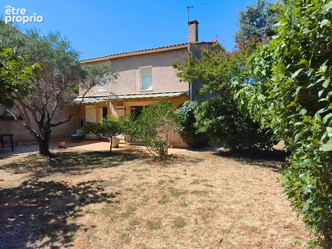 Maison à LES ANGLES