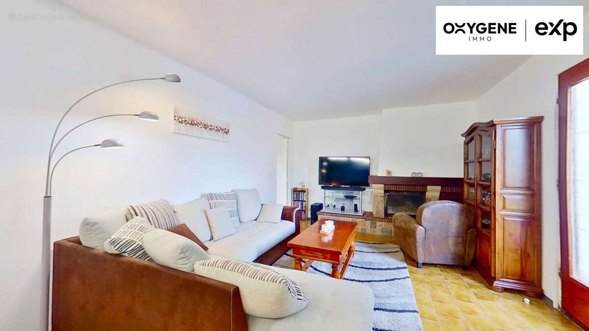Maison 130 m² à Saint-Jean-Lasseille  - photo 7