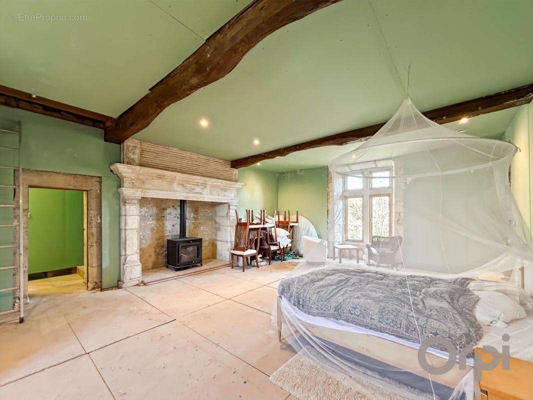 Maison à SAINT-CLAR