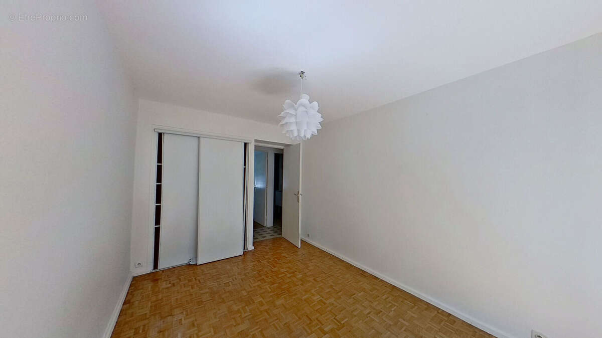 Appartement à LYON-8E
