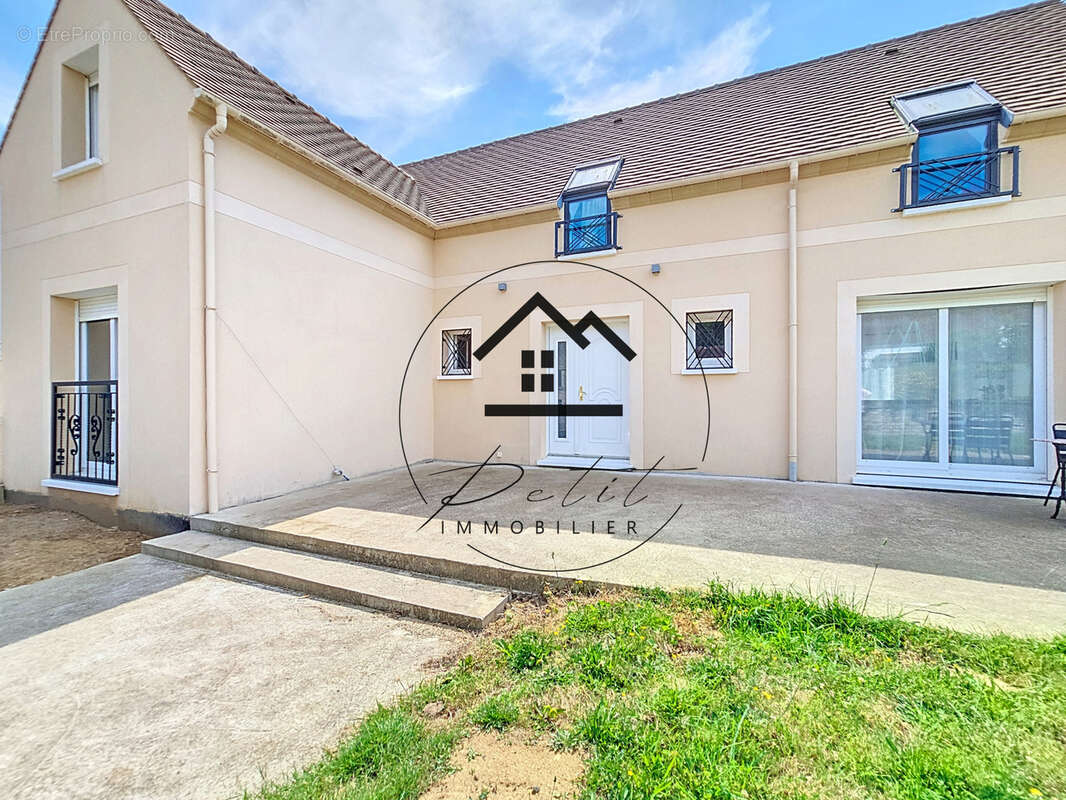 Maison à ULLY-SAINT-GEORGES