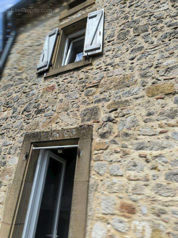 Maison avec terrasse et belle vue - photo 12