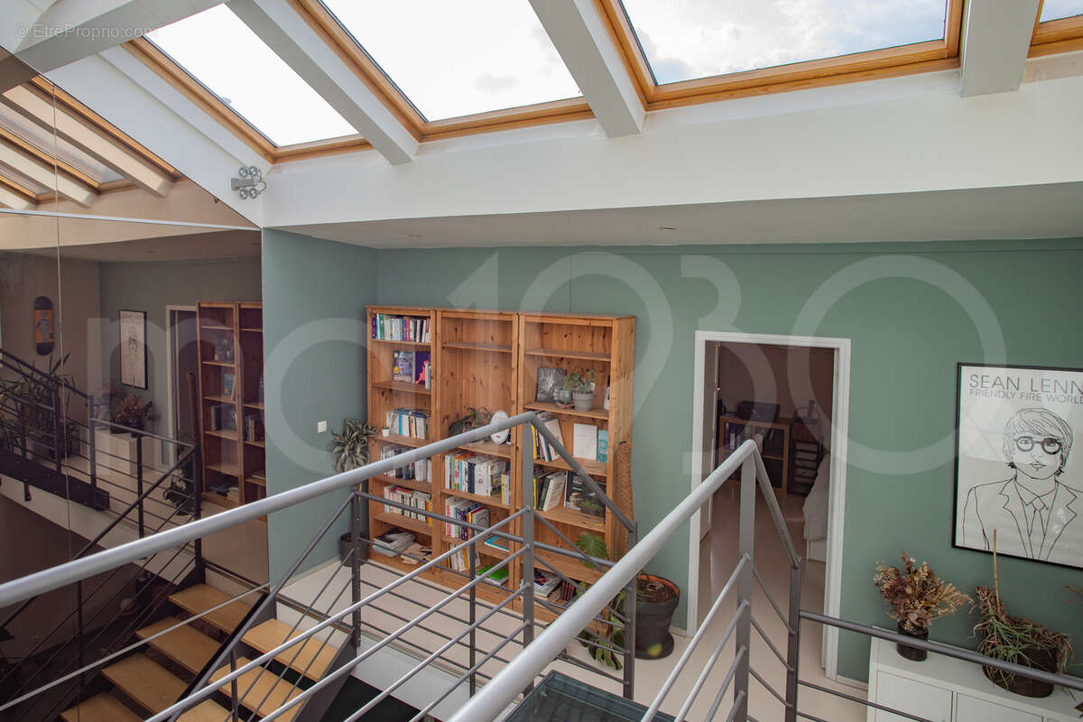 Grand loft avec deux terrasses - photo 15
