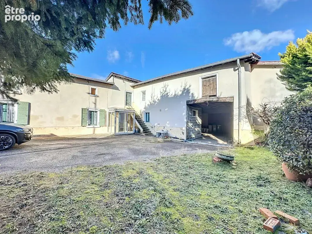 Maison 4 pièces 430 m² à vendre à Solaize (69360) - photo 4