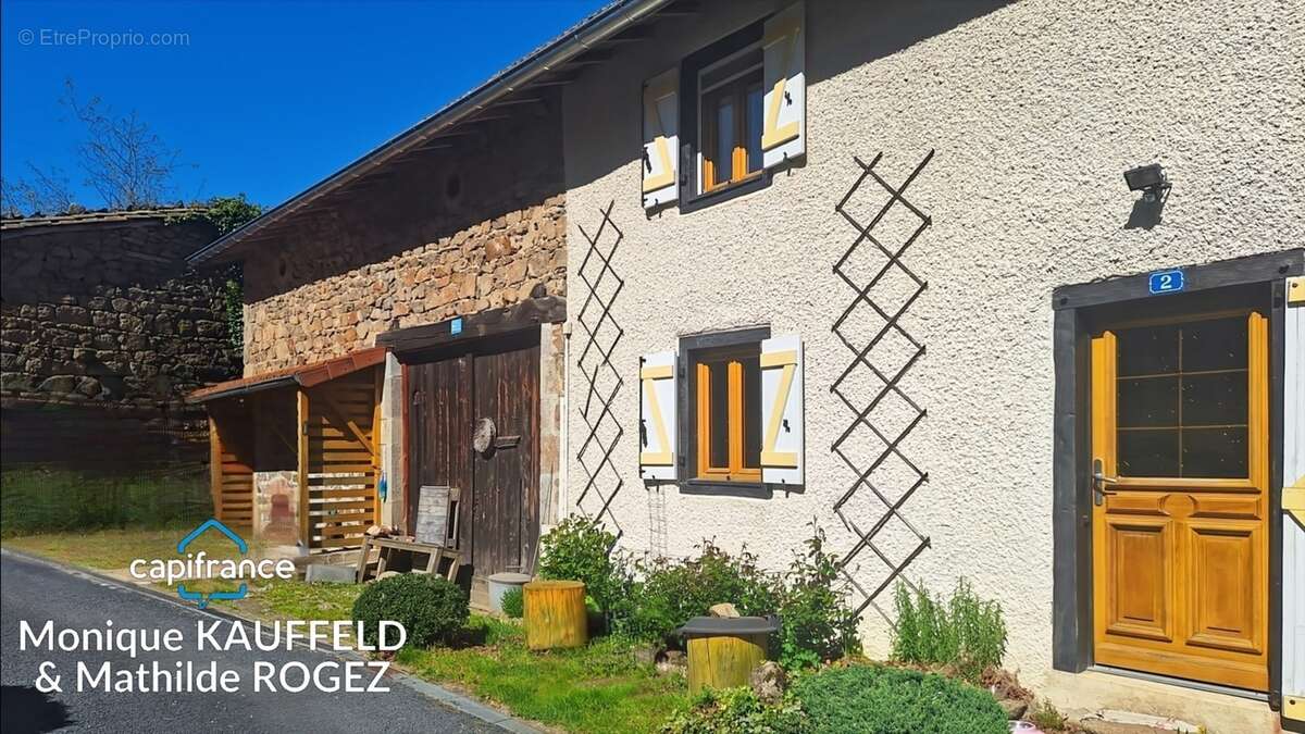Maison à vendre 4 pièces OLLIERGUES (63) avec jardin, grange et cave - photo 3