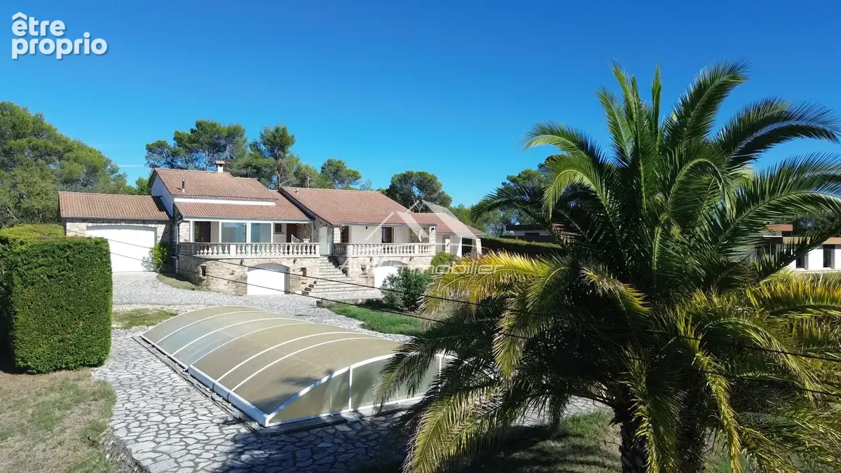 Rousson, propriété avec piscine, vue dégagée, vaste terrain clos de 4208 m², 150 m² habitable, 190 m² d'annexes - photo 4