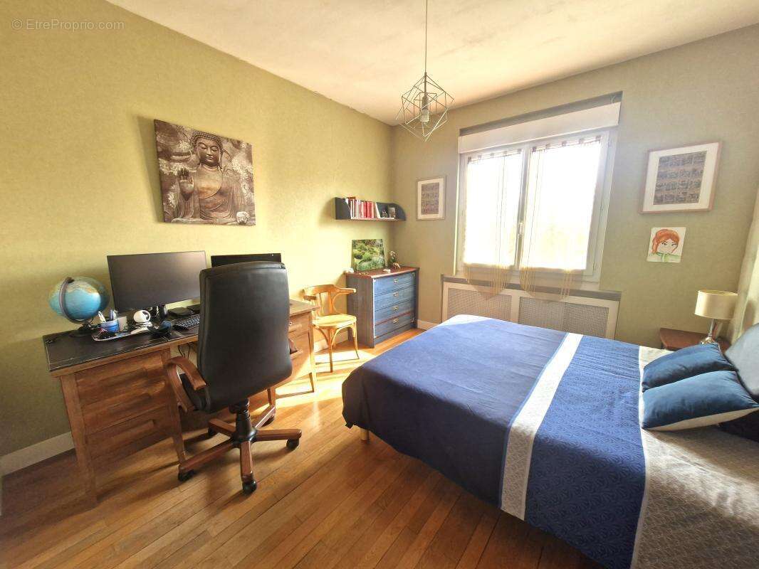 Maison à COLLONGES-AU-MONT-D'OR