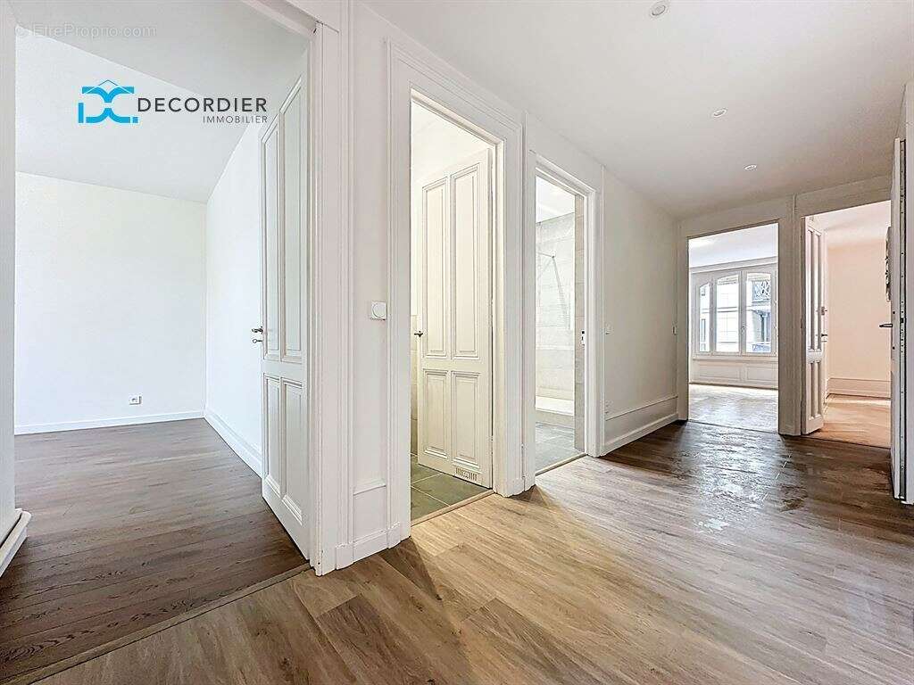 Appartement à EVIAN-LES-BAINS