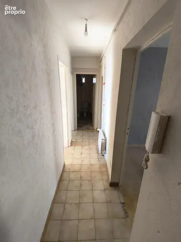 Appartement T3  8 rue Elise Arnal Sabde à MILLAU - photo 3