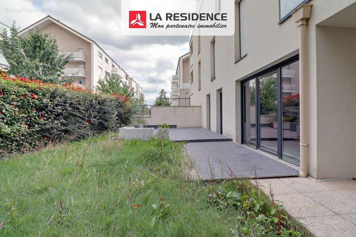 Appartement à JOUY-LE-MOUTIER